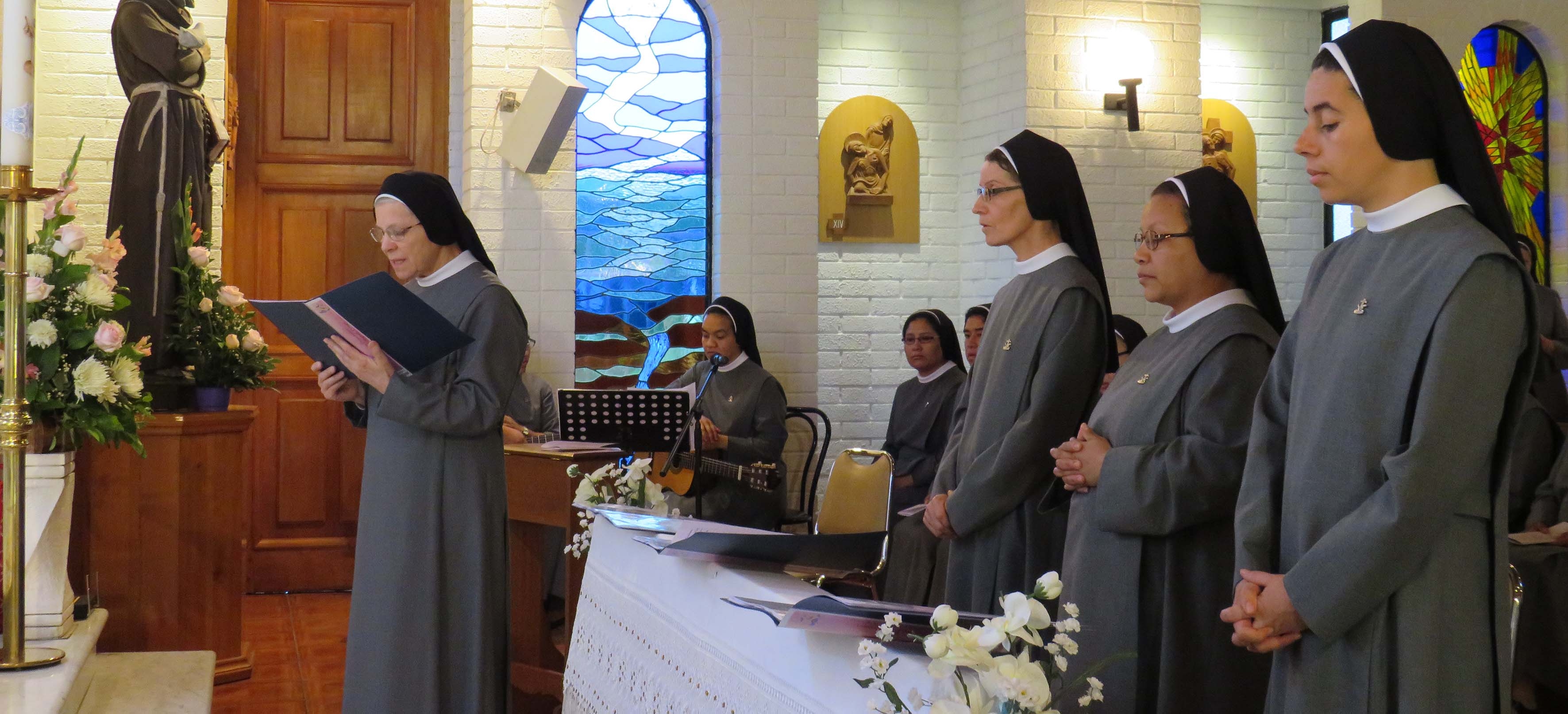 Voti perpetui di Suor Gladys, suor Clara e suor Lucero
