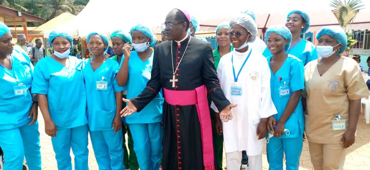 “Santa Maria degli Angeli” - Inaugurazione dell'Ospedale Cattolico Nkoabang -Camerun